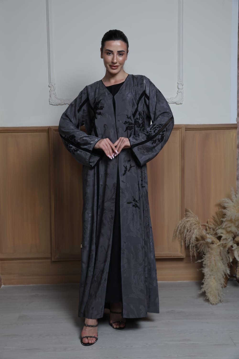 Shadow Bloom Abaya