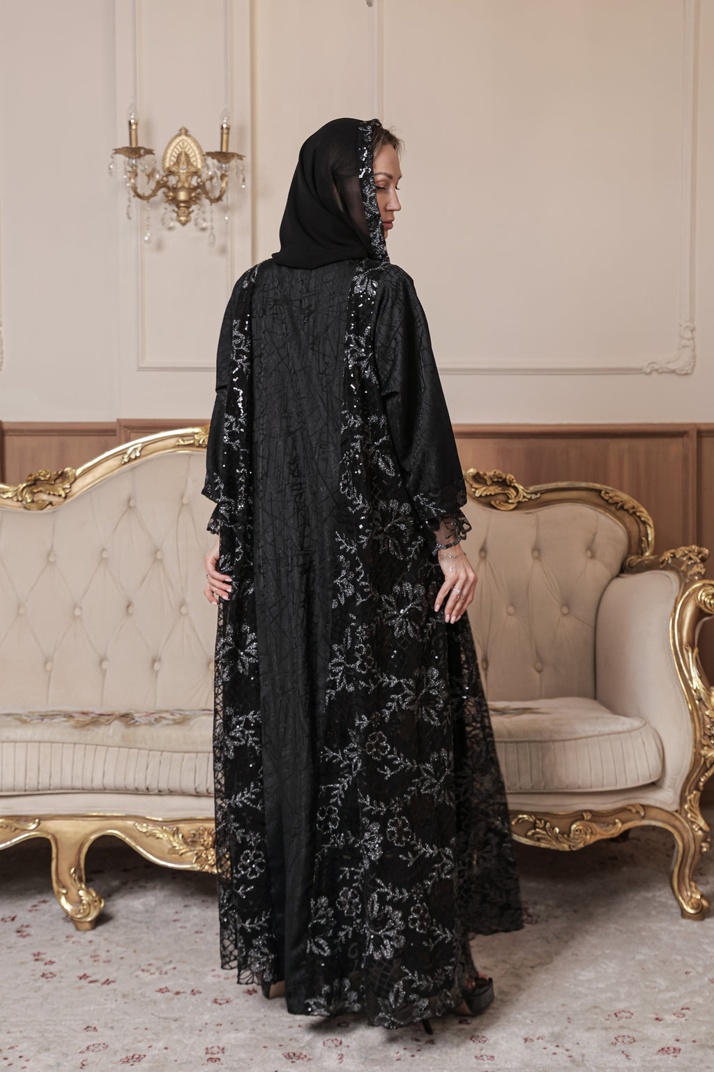 Silver Trace Abaya