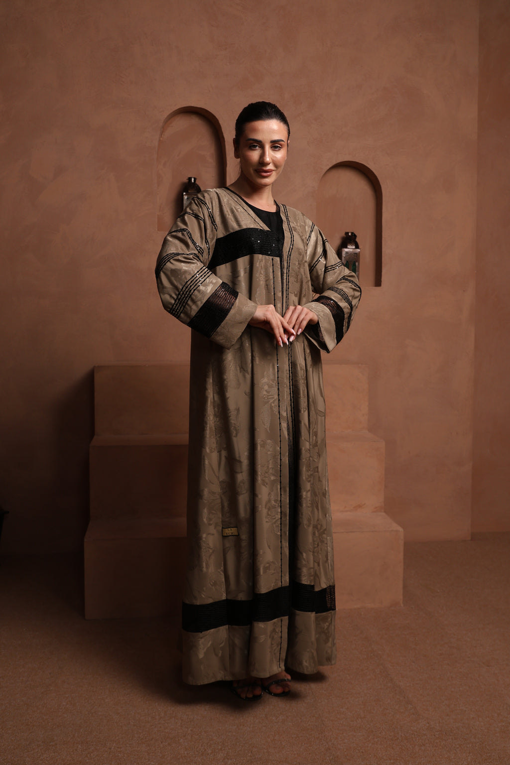 Taupe Trim Abaya